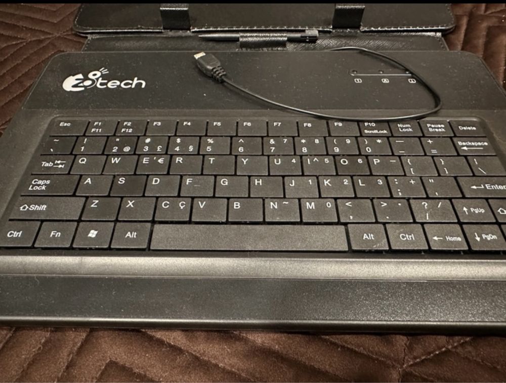 Teclado Zotech Acessório  para Tablet