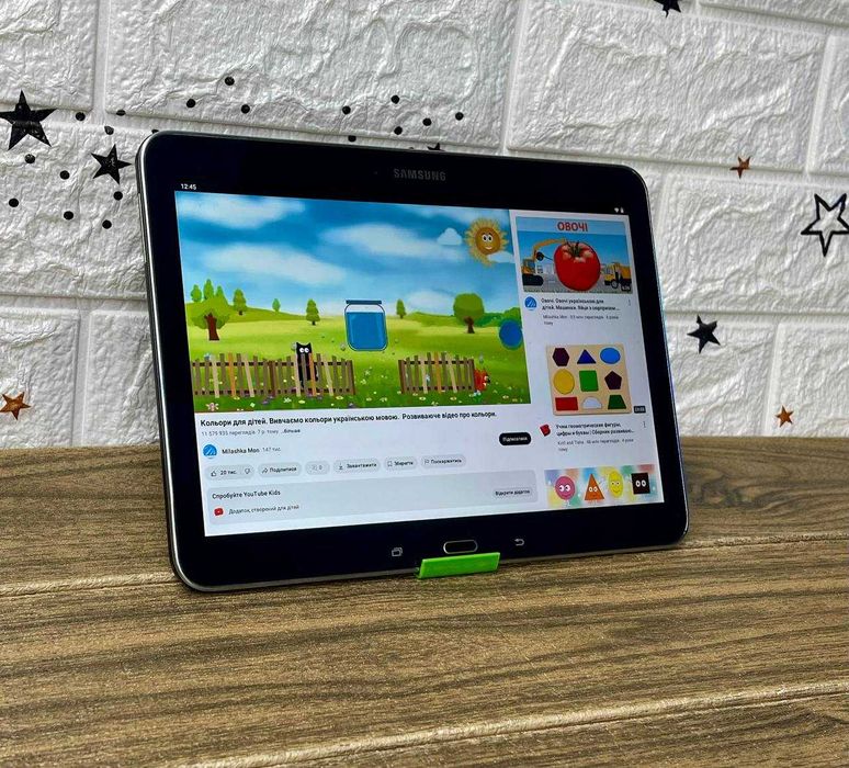 Планшет Samsung 10 дюймів