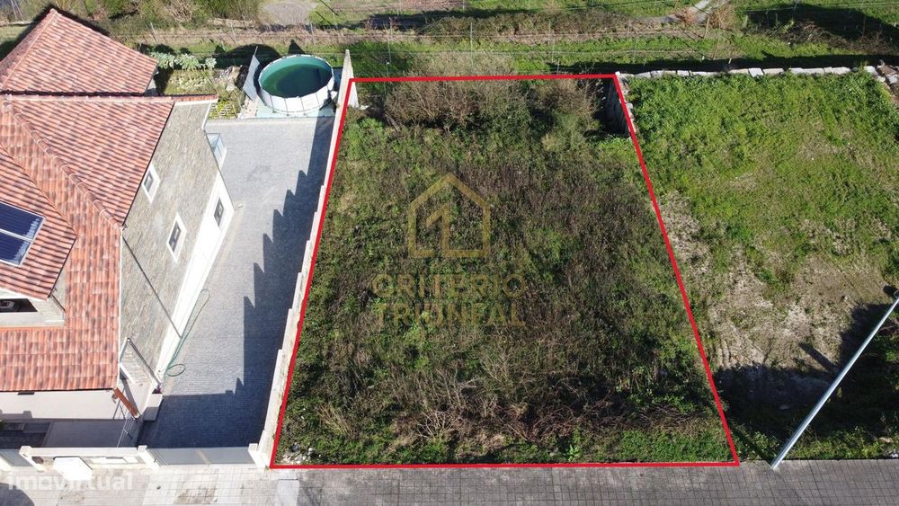 Terreno em Besteiros - Paredes