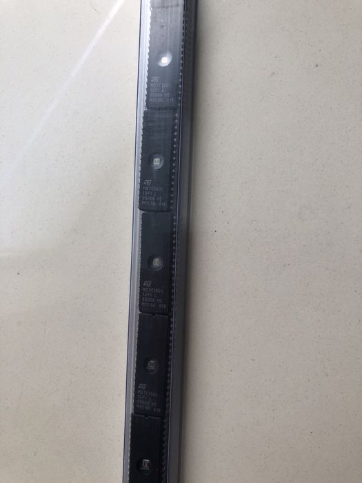 Oryginalny ST M27C1001