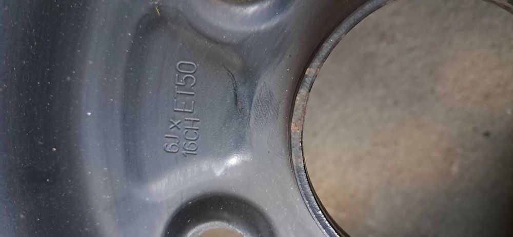 Felgi 16 , 5x114,3 et50 otw cen.60,1
