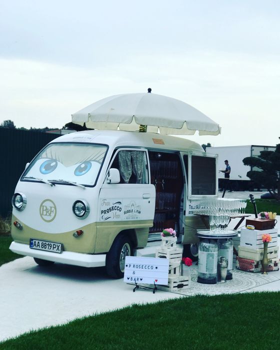 ПРОДАЖ Готовий бізнес «Ретро Prosecco Van»