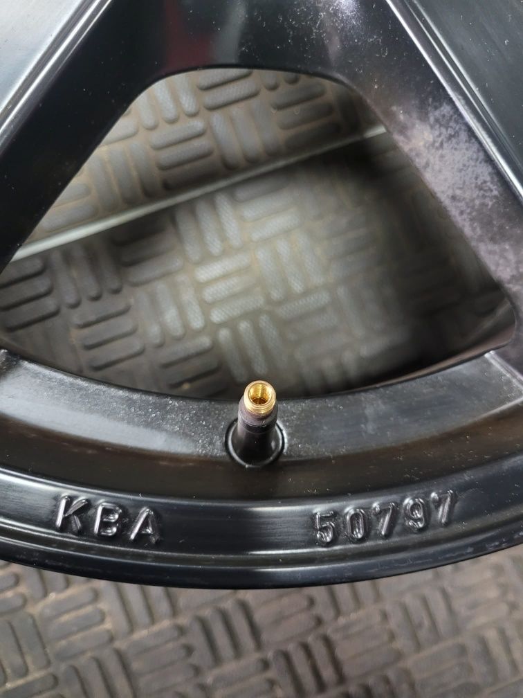 Oryginalne Felgi Aluminiowe DIEWE WHEELS 17" 5X110 ET38