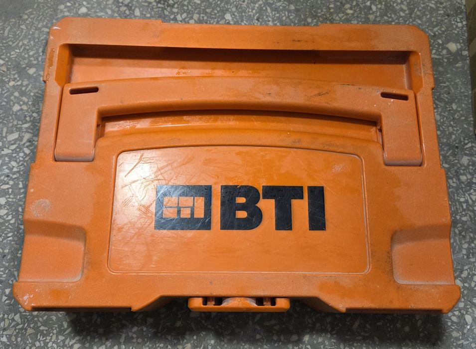 Narzędzie wielofunkcyjne BTI UM550 SML