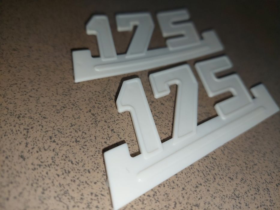 Nowe znaczki emblematy na oslony boczne wsk 175 kobuz perkoz garbuska