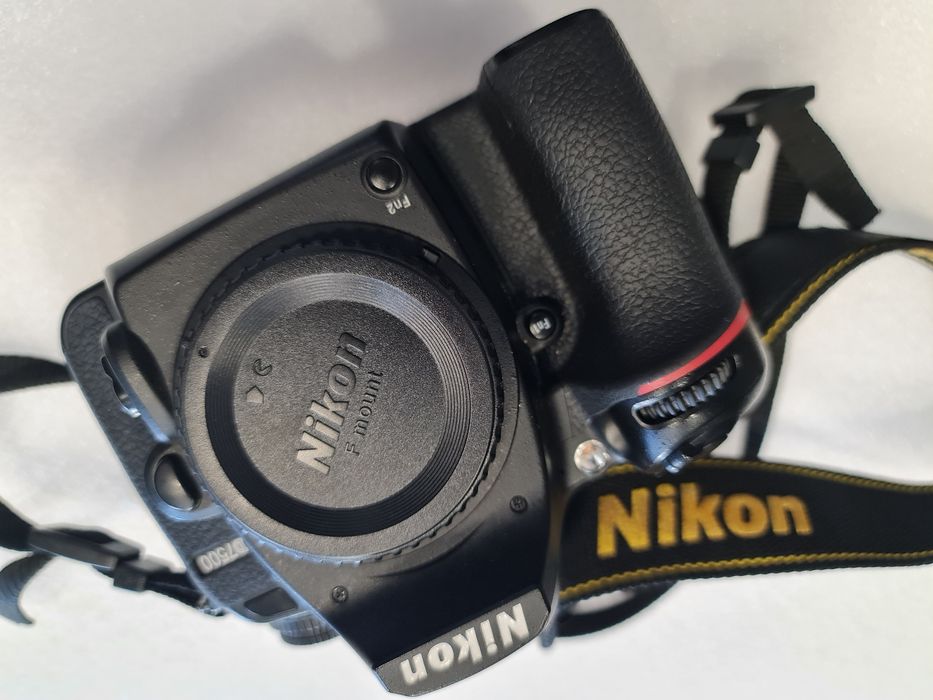 Nikon D7500 corpo