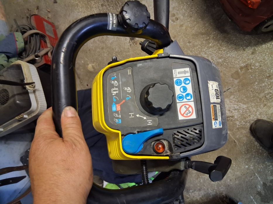 Młot wyburzeniowy atlas Copco