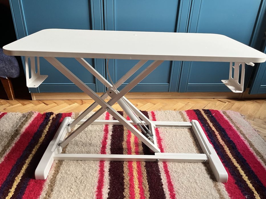 Nakładka na biurko do pracy na stojąco