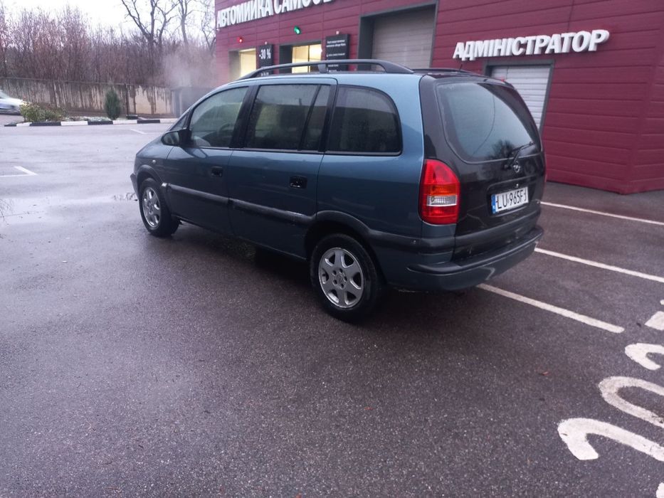 Продам  Opel Zafira,бензин,7 місць