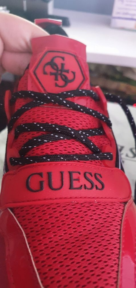 Buty guess czerwone