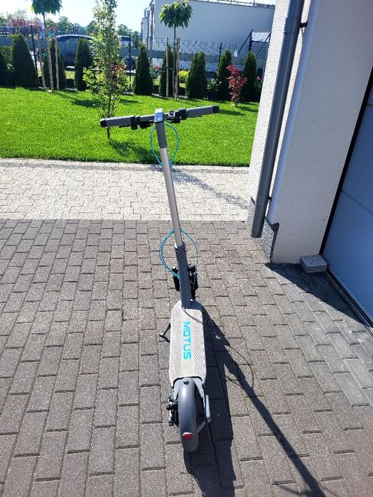 Motus scooty 10 plus 2022