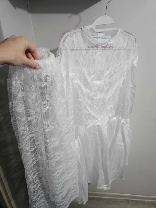 Biała koronkowa sukienka do cosplay   Opaska z welonem  25 zł