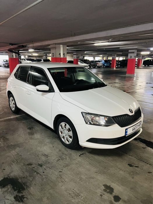Оренда прокат Skoda Fabia 1,2 TSI