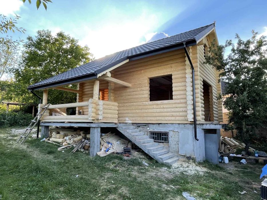 Брус оциліндрований, профільований, калібрований будинок гонта
