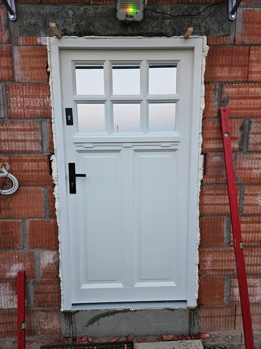 drzwi zewnętrzne drewniane ciepłe producent montaż/dowóz/cała Polska