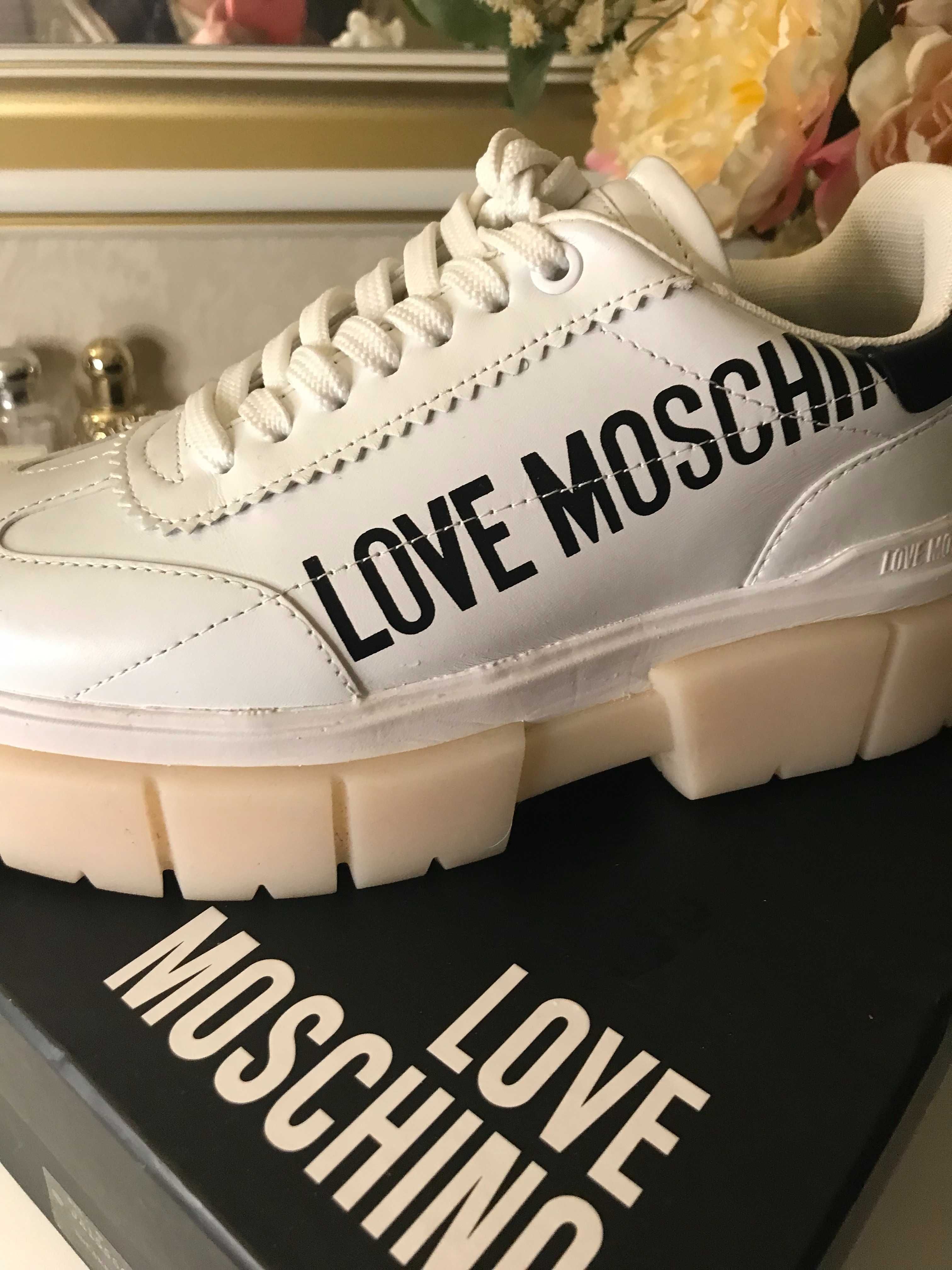 Брендовые кожаные кроссовки Love Moschino Sneakerd Belove 65