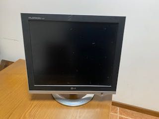 Monitor para PC - LG Flatron L17208