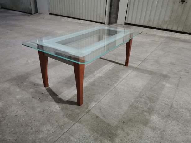 Mesa de sala com vidro boa qualidade