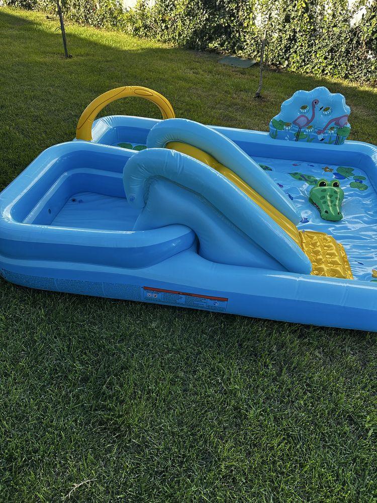 Piscina de criança