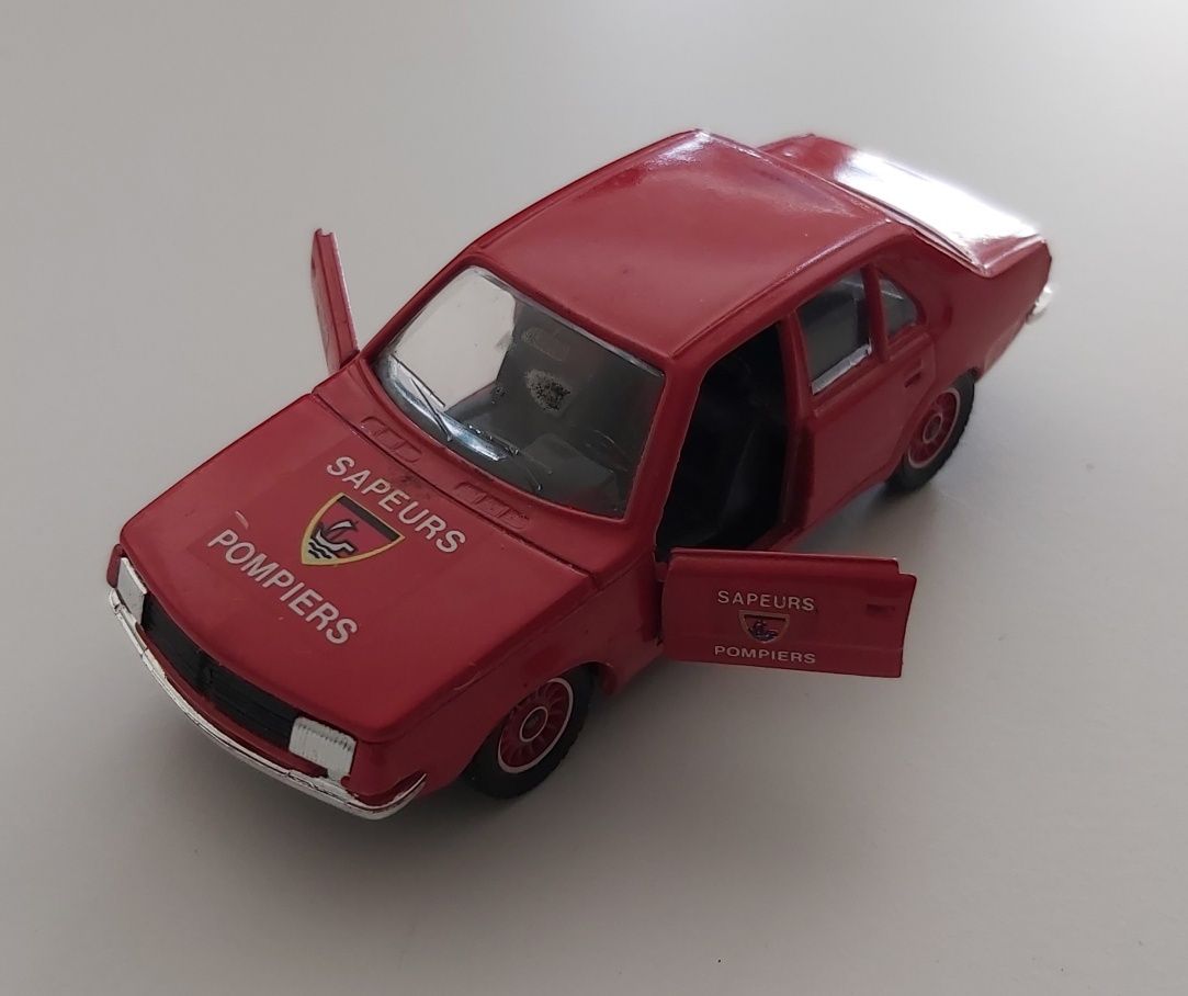 Renault 18, Renault 4F Bombeiros - Solido 1:43