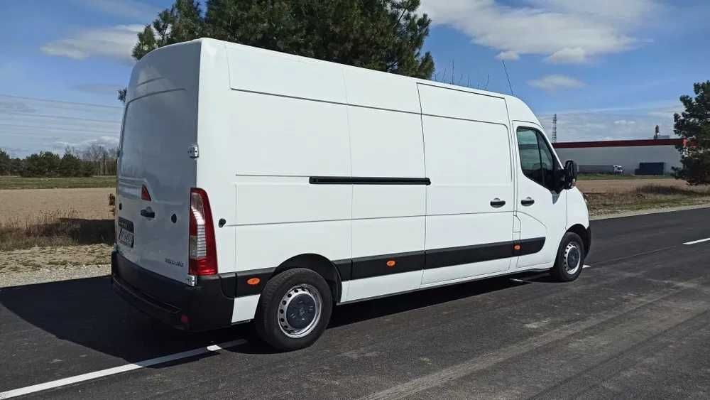 Wynajem busa, blaszak,Renault Master przedłuzony