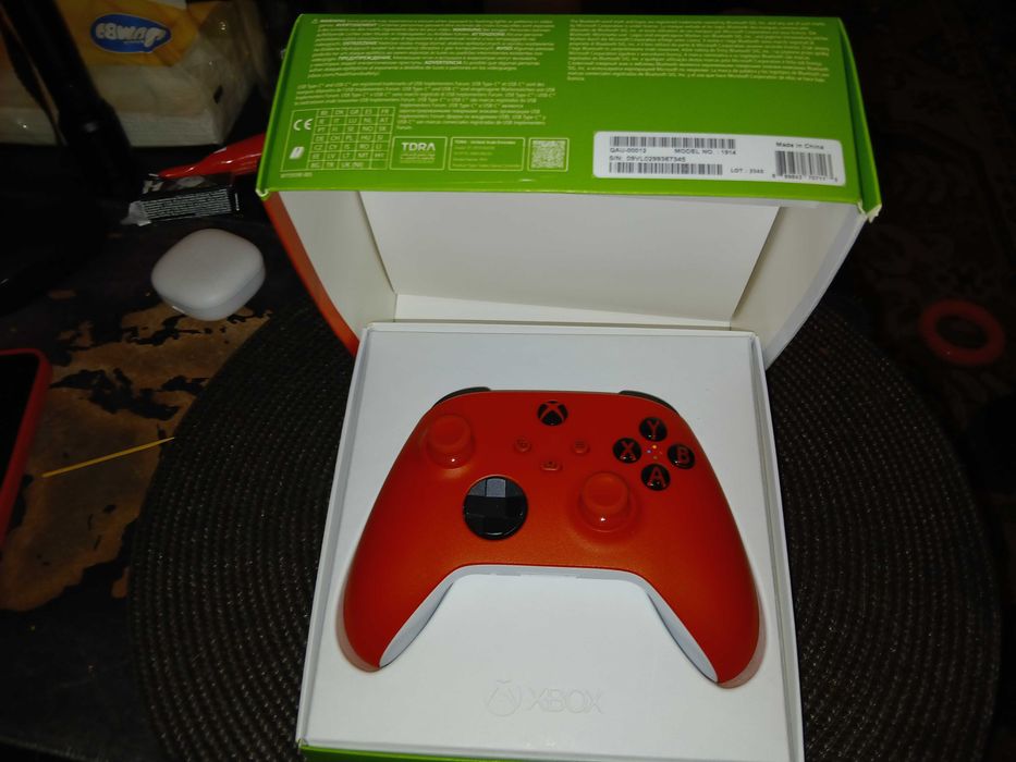 kontroler xbox series x/czarny 180 albo czerwony 200