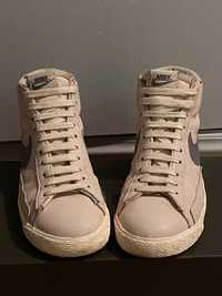 Nike Blazer Mid - oferta dos portes de envio