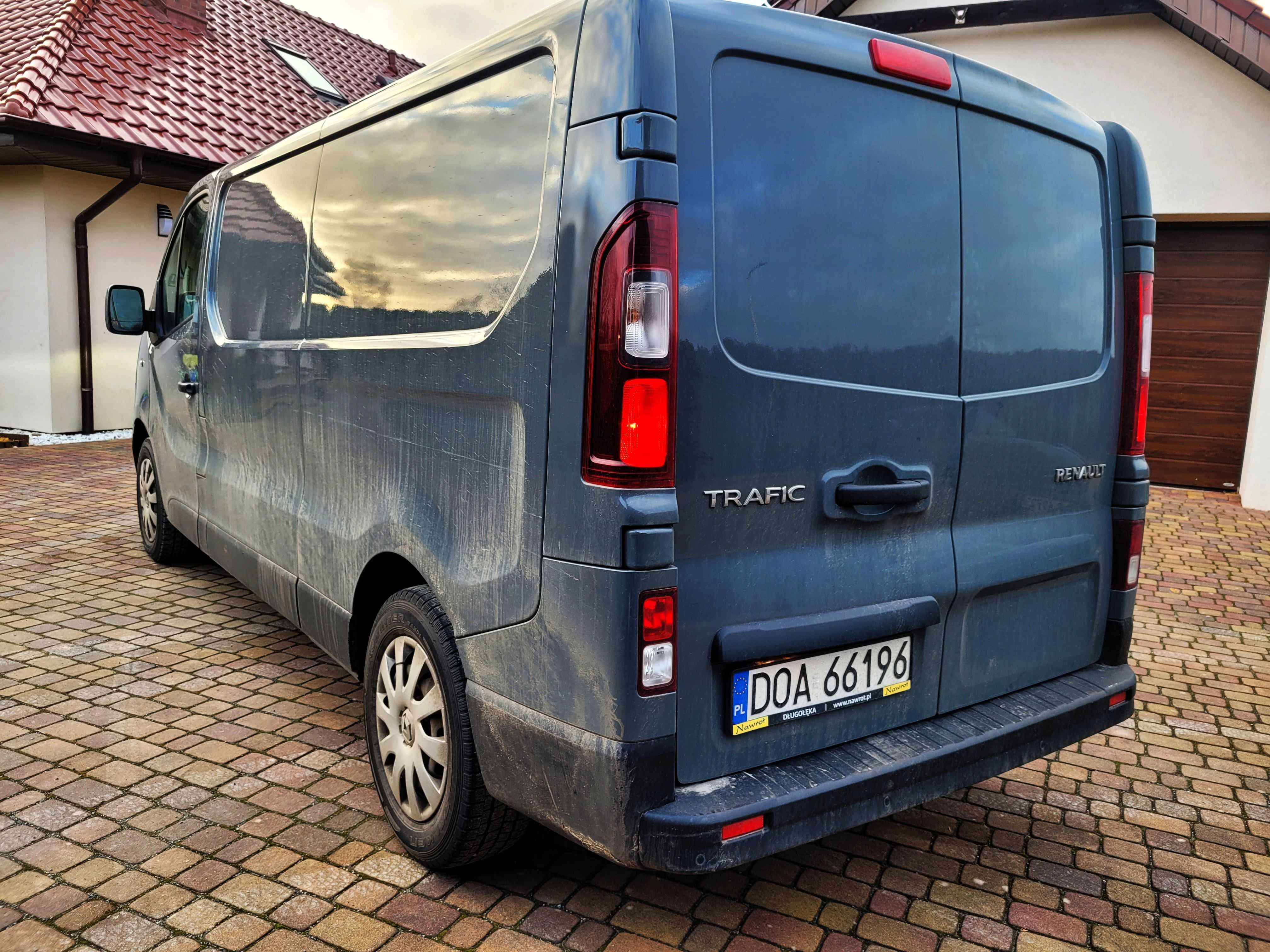 renault trafic lift fuul led vat 23