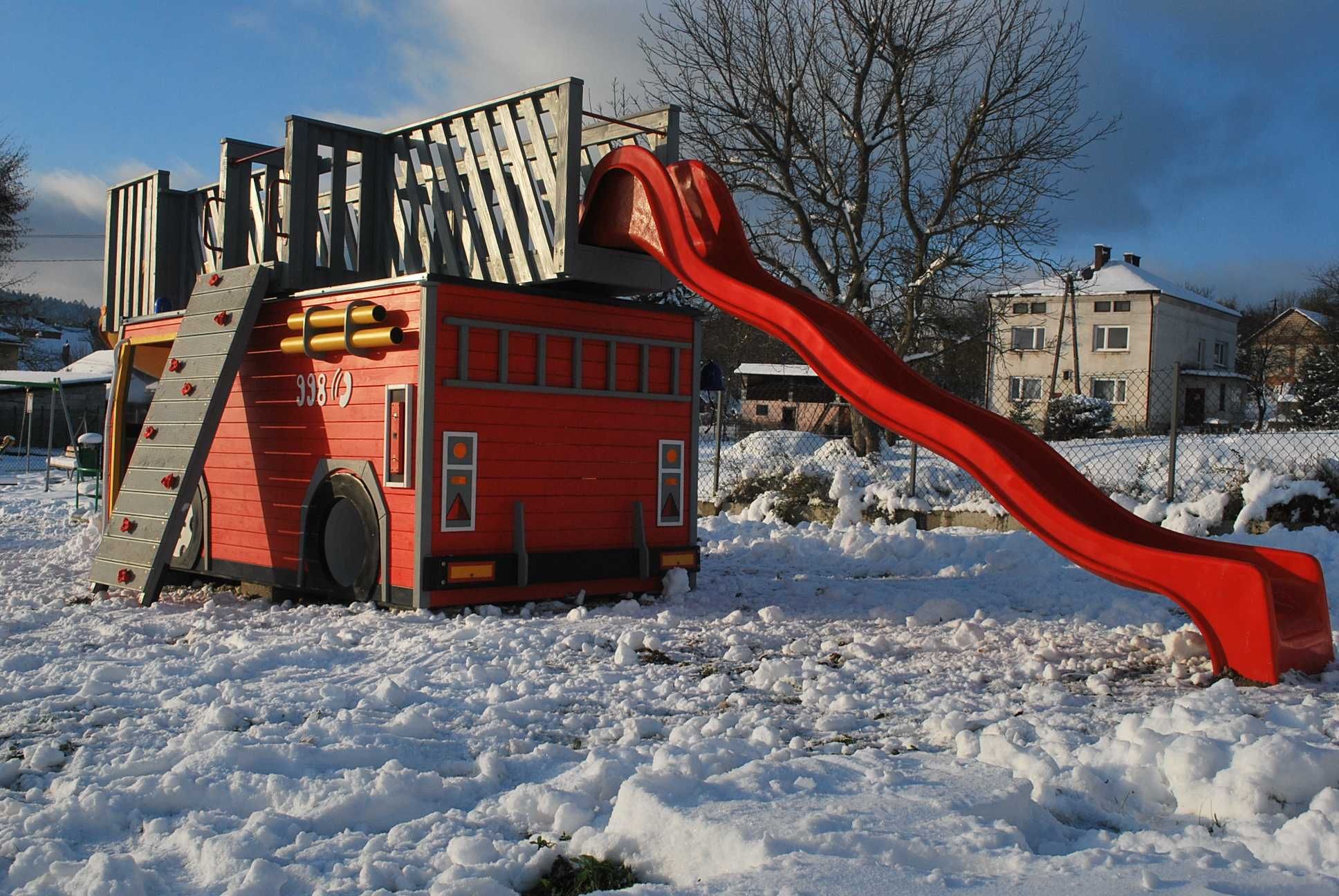 Wóz strażacki - drewniany PLAC ZABAW dla dzieci PZ24