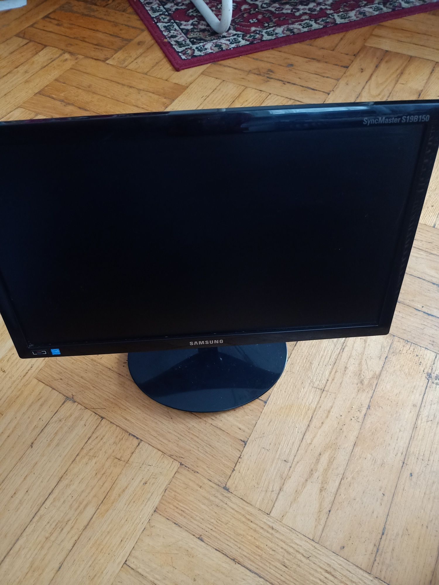 Monitor LCD Samsung Syn master 19cali
