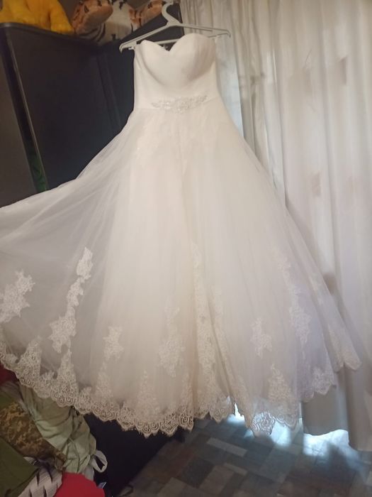 Продам красивое свадебное платье