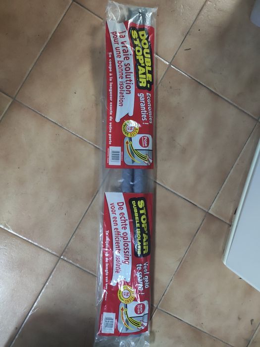 Isolamento porta sons e temperatura