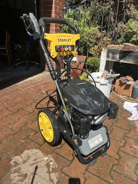 Myjka ciśnieniowa spalinowa stanley 240bar