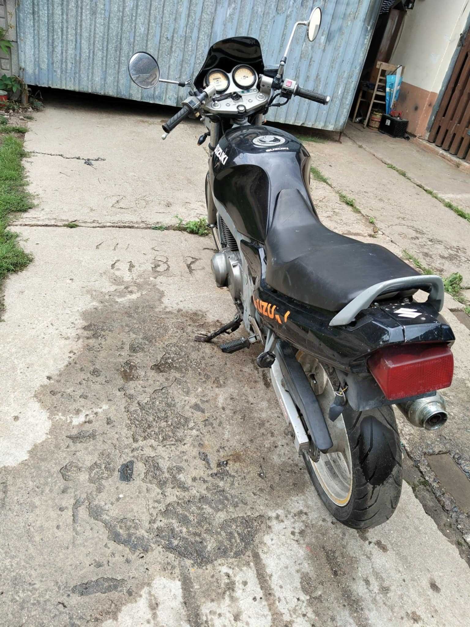 Sprzedam motocykl Suzuki GS 500 naked (na części)