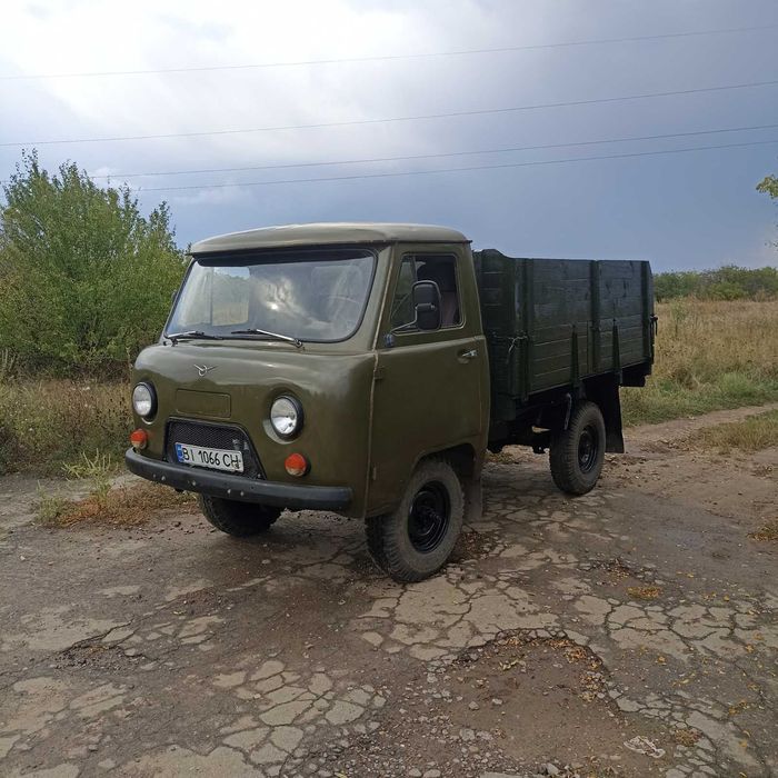 УАЗ 3303 бортовой