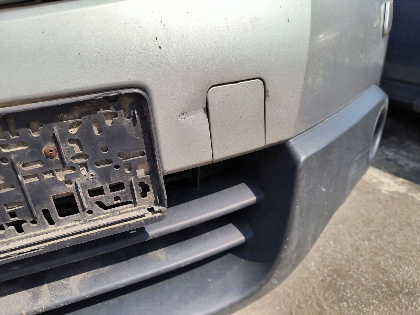 Zderzak przedni przód Nissan Qashqai J10 KY0
