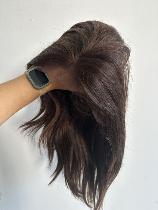 Peruka naturlany braz 100% wlosy ludzkie z delikatnymi pasemkami