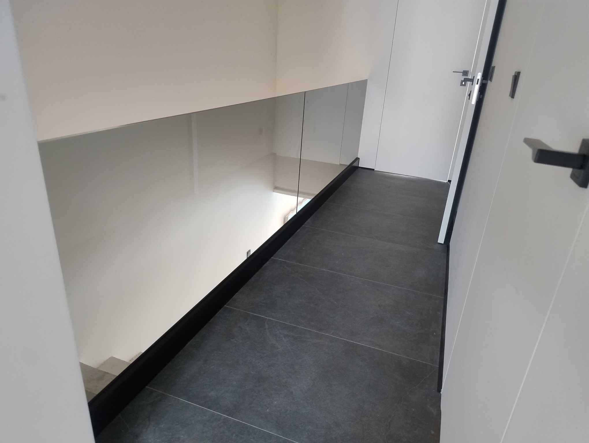 Balustrada Szklana Barierki Balkonowe Poręcz Szklana Balkon Francuski