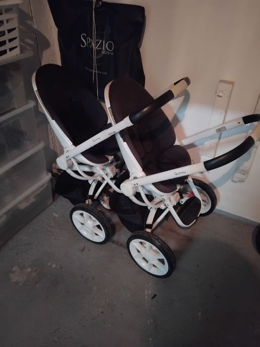 Carrinho bebe quiny