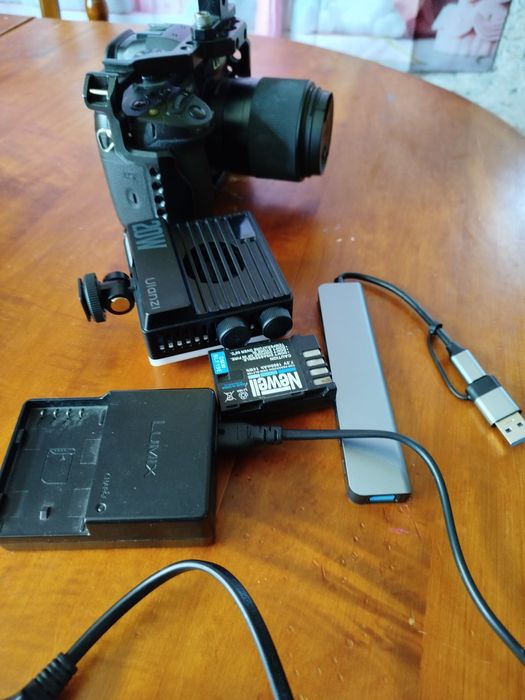 Panasonic gh5 +sigma 30 mm+обвес и свет