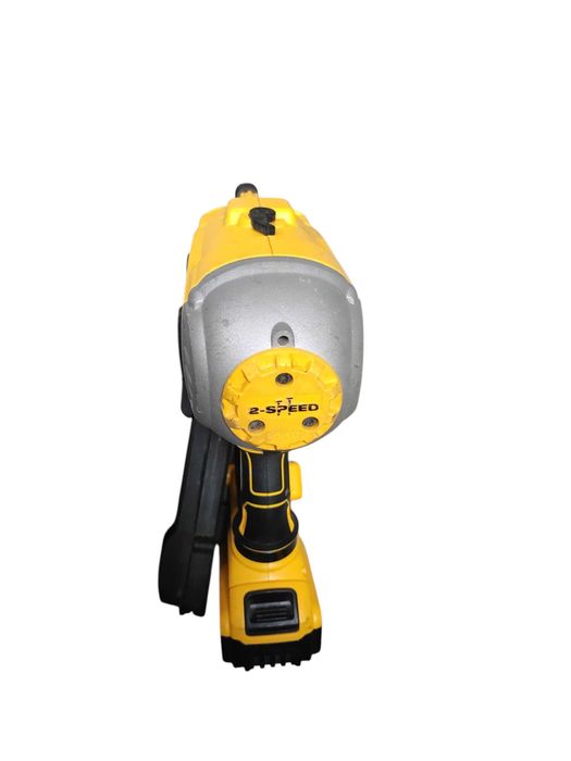 Gwoździarka Dewalt dcn692 aku 5ah