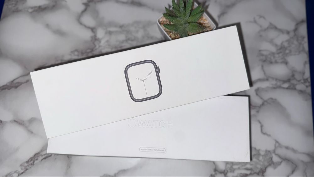 Apple Watch 9 New by Apple