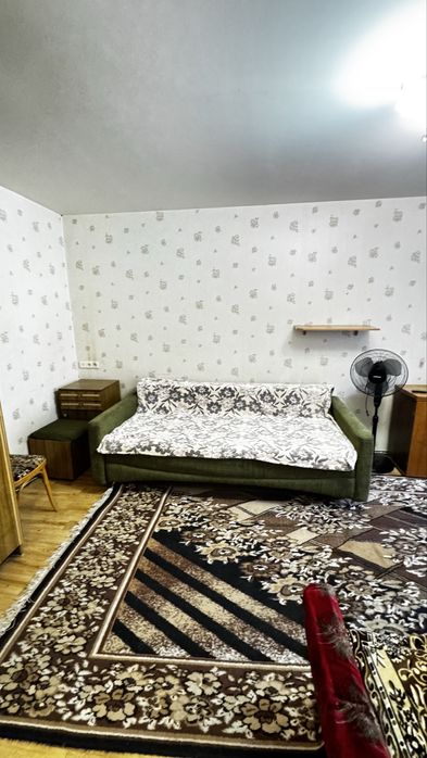 Продам 1к квартиру уг Калиновой и Правды!