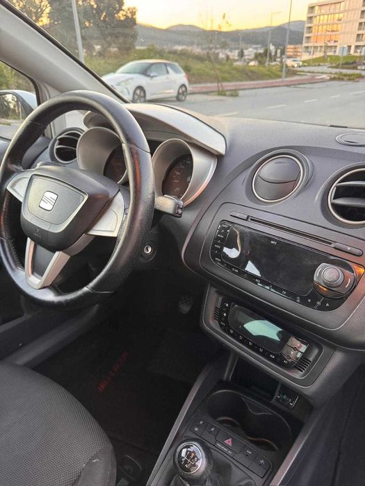 Seat Ibiza 1.6 TDI 5 portas