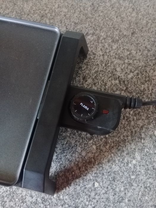 Grelhador elétrico Flama 4743