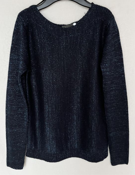 Granatowy damski sweter