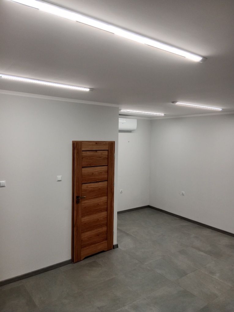 Wynajmie lokal 32 m - z parkingiem super lokalizacja