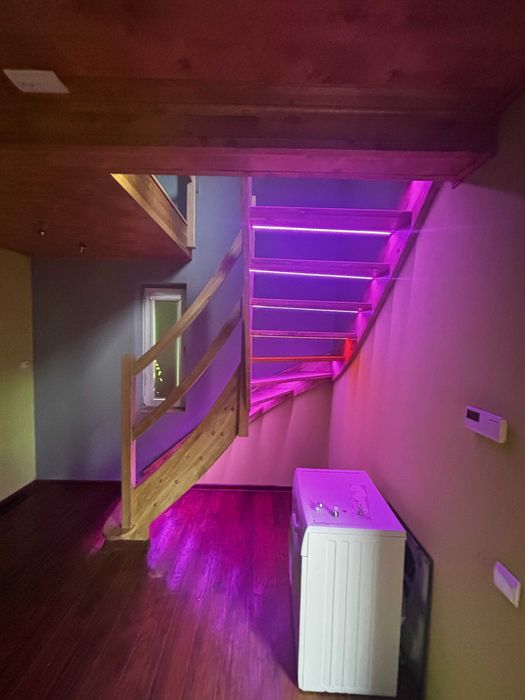 Solidne Schody Zabiegowe z Litego Drewna z Balustradą - OKAZJA