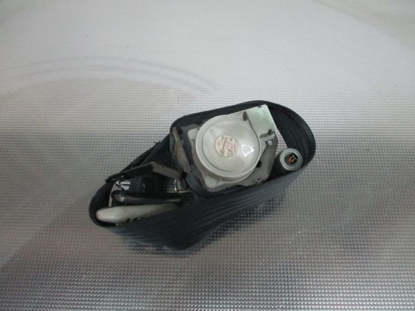 Cinto frente direito MAZDA 2 (DY)