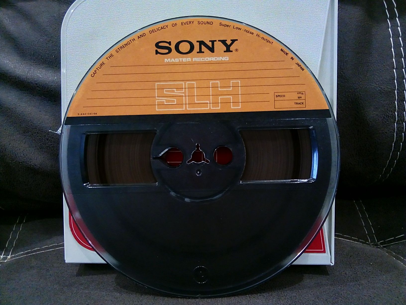 Sony SLH  18 cm 550 m master recording tape